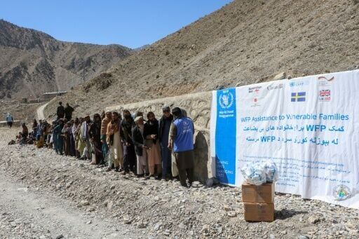 The World Food Programme began distributing 'life-saving food' to people displaced by the conflict