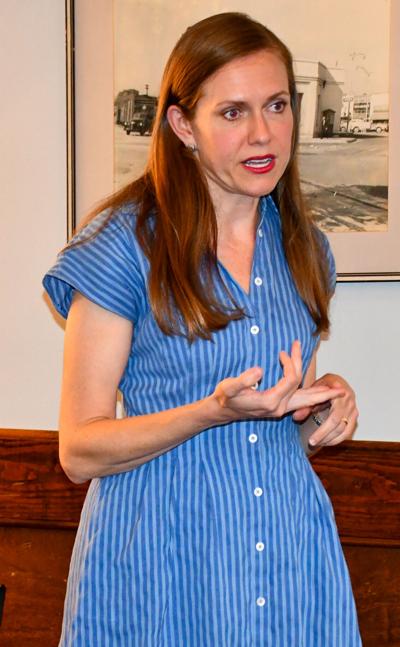 070126 caroleene dobson.jpg