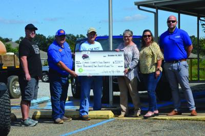 Jeep'n on the Coosa raises over $3K for Elmore County Food Pantry