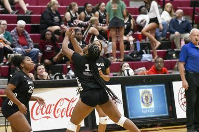 101426 br volleyballjpg.jpg