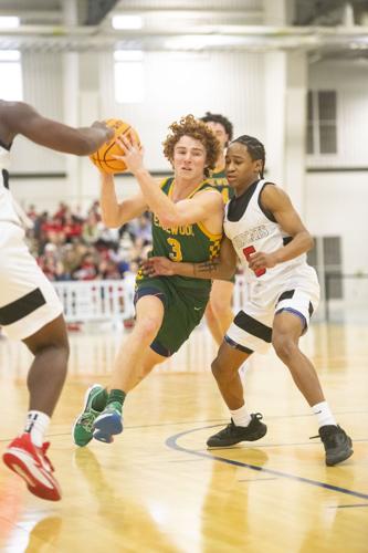 PHOTOS: Edgewood boys take on Springwood in the Elite 8