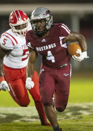 PHOTOS: Stanhope Elmore football hosts Eufaula