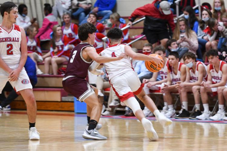 PHOTOS: Horseshoe Bend handles business on Friday versus Donoho
