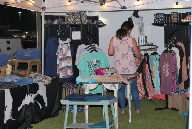 FFA rodeo draws thousands to sports complex