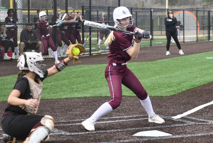 030426 EC-BR softball 17.jpg