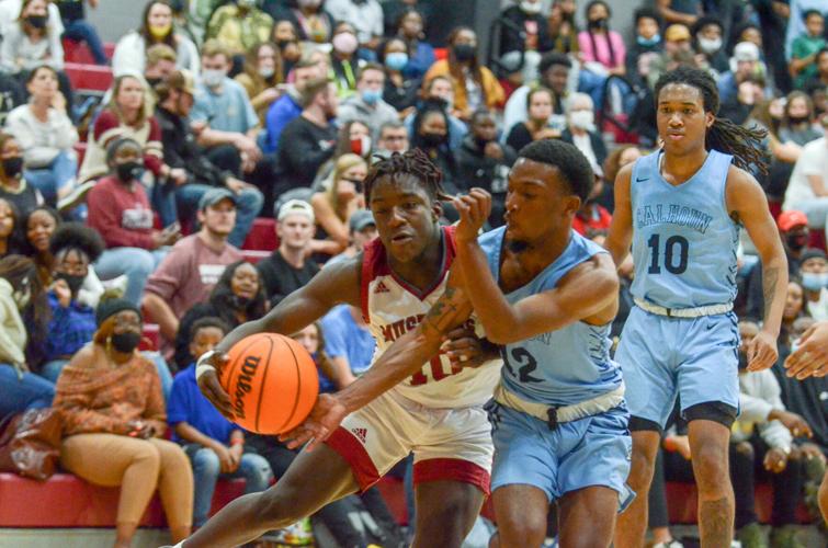 PHOTOS: Stanhope Elmore hosts Calhoun to cap off opening week