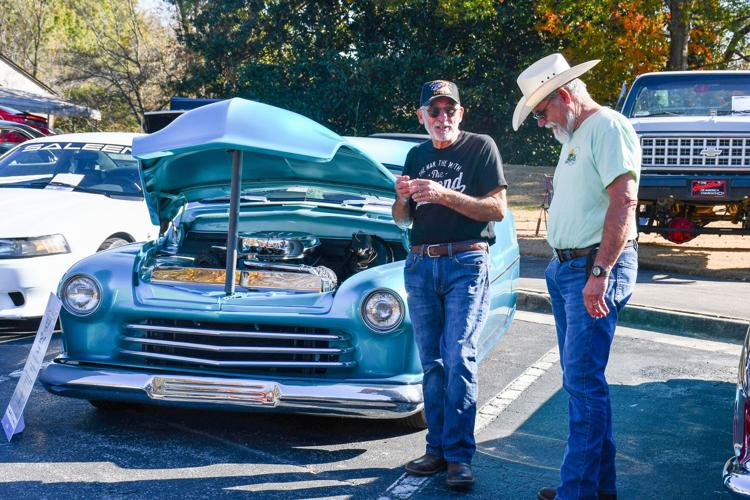 111925 car show1.jpg