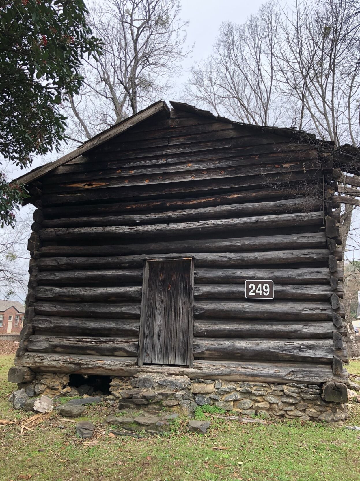 Historical society on a mission to save two 19th century cabins