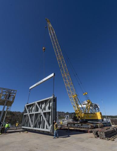 New spillgates for Martin Dam