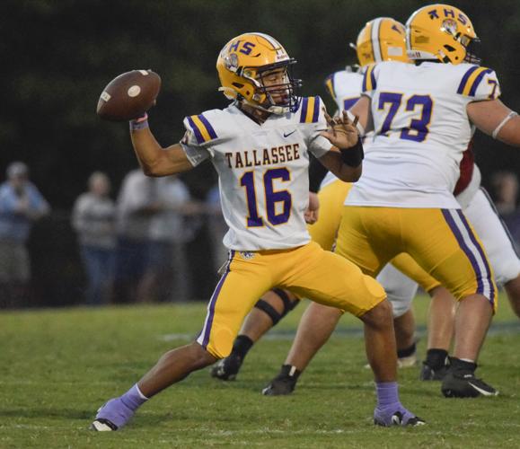 Late turnover dooms Tallassee in opener
