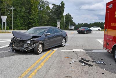 One driver injured at intersection of 280 and Coven Abbett