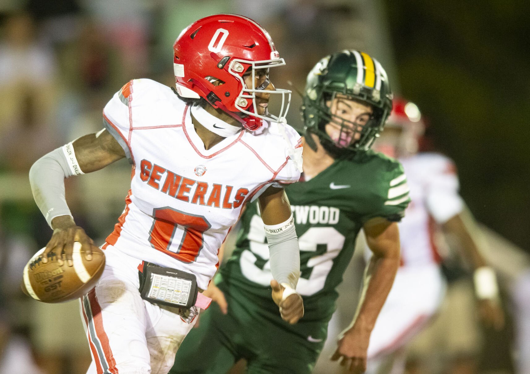 20251024 Edgewood Football 011.jpg