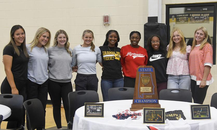 wetumpka signing 03.jpg