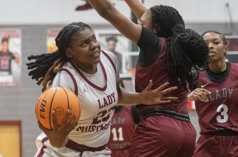 112625 SE-Prattville girls-1.jpg