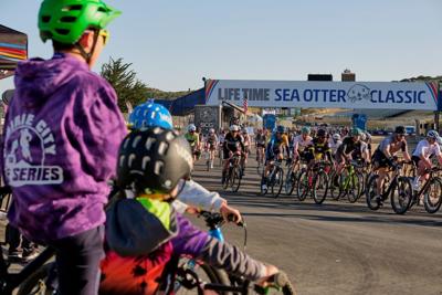 Race start at the 2026 Life Time Sea Otter Classic