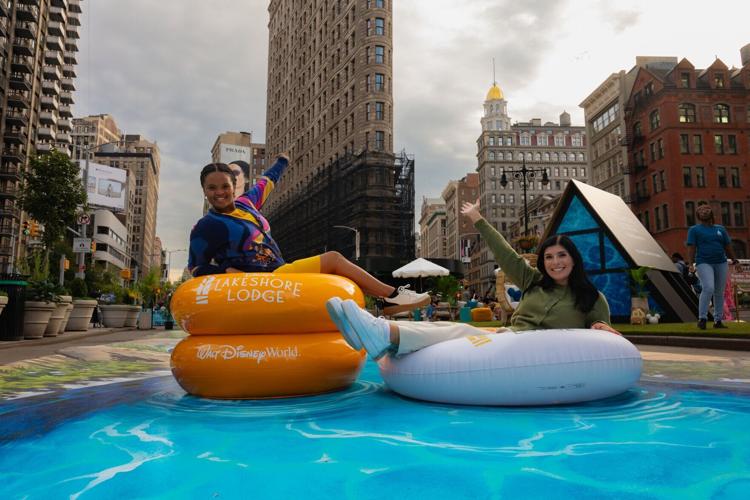 Disney Experiences is inviting New Yorkers to discover the magic of Disney’s Lakeshore Lodge through an expansive 3D street mural in Flatiron Plaza.