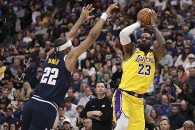 LeBron James, who already held the NBA all-time points record, sailed past Kareem Abdul-Jabbar's 15,837 field goals with a fadeaway jumper against the Denver Nuggets