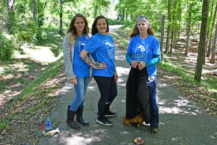 PHOTOS: Hellas Fibers and Beautification Board volunteers spruce up Keebler Park
