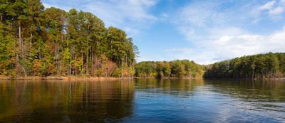 STOCK lake in the early fall