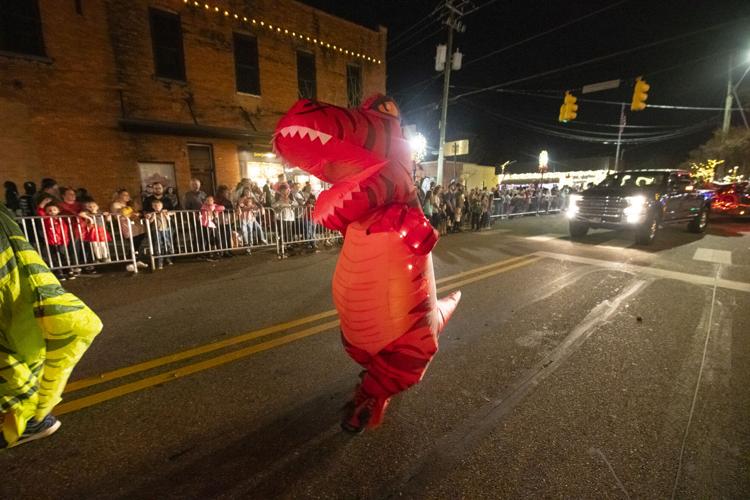 PHOTOS: Christmas on the Coosa