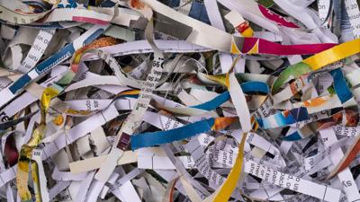 Lake Area Realty hosts shredding day