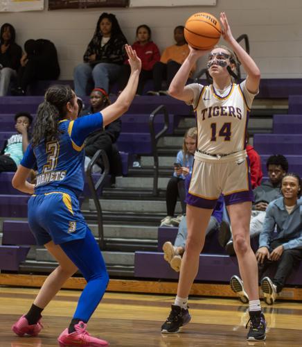 12226 tallassee girls 06.jpg
