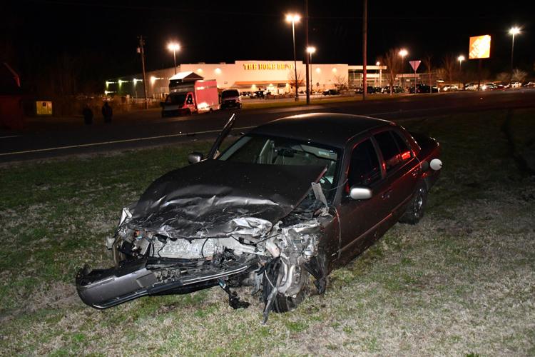 One transported in multi-vehicle collision on Highway 280