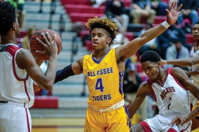 ROUNDUP: Tallassee goes 2-1 at quad meet, boys fall for 1st time