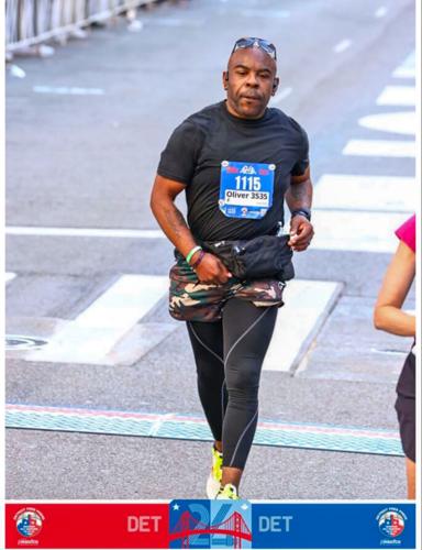 111525 robert oliver 02.jpg