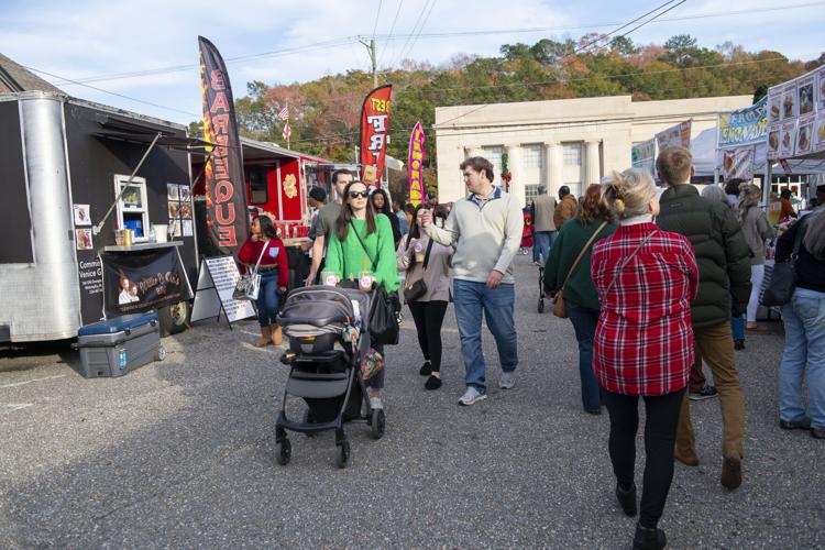PHOTOS: Christmas on the Coosa