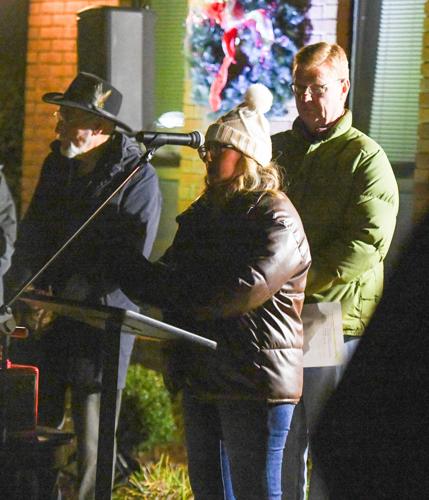 120625 NS tree lighting1.jpg