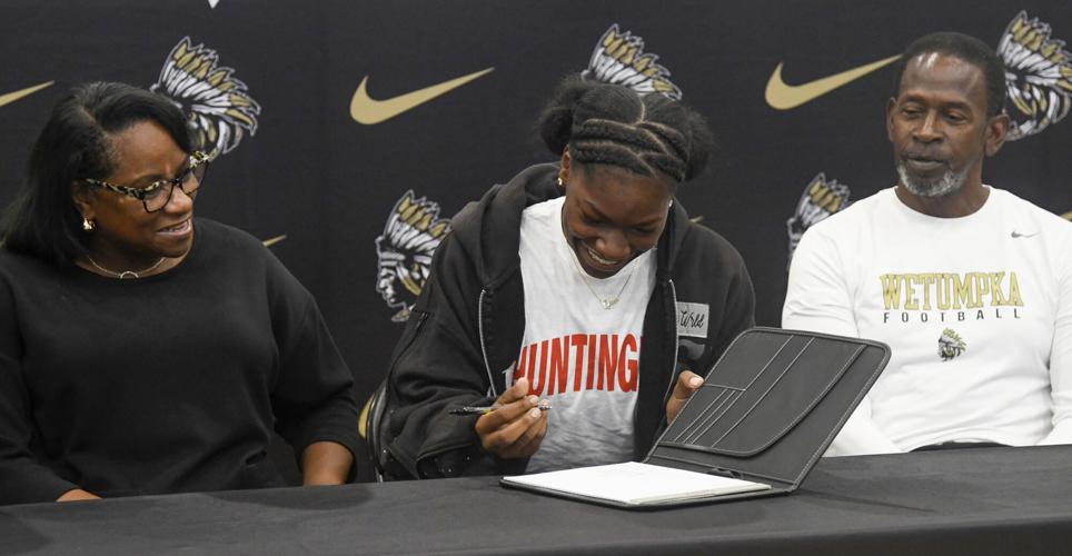 wetumpka signing 31.jpg