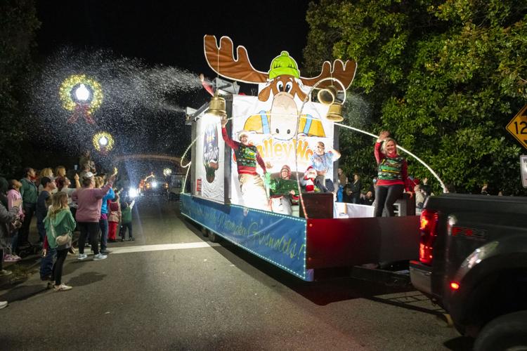 PHOTOS: Christmas on the Coosa