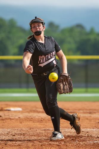 PHOTOS: Area teams play in regional softball tourney