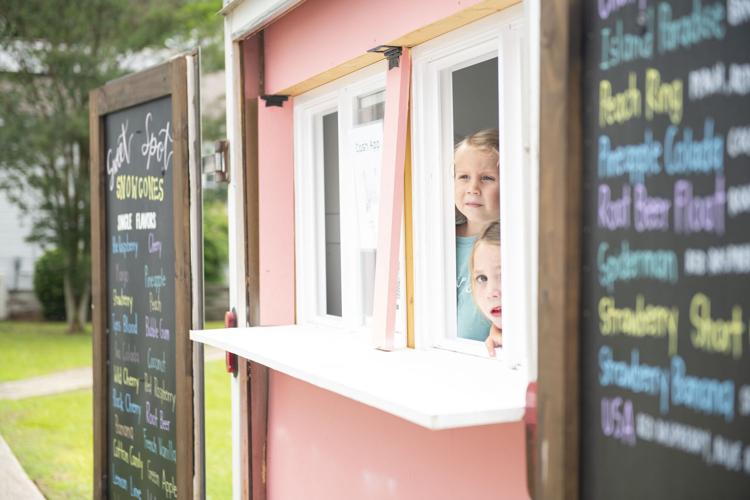 PHOTOS: Annual Mayfest in Eclectic