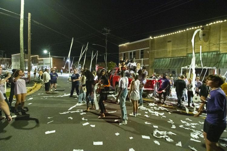 PHOTOS: Tallassee High School Class of 2025 and 2005 roll downtown