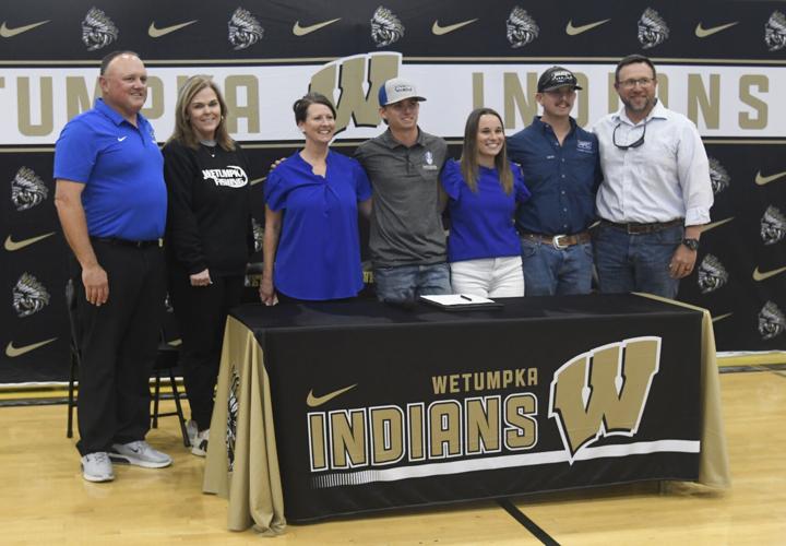 wetumpka signing 38.jpg