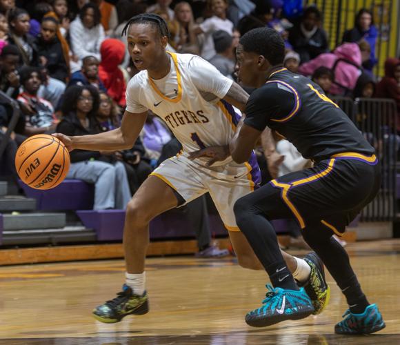 013026 tallassee basketball 13.jpg