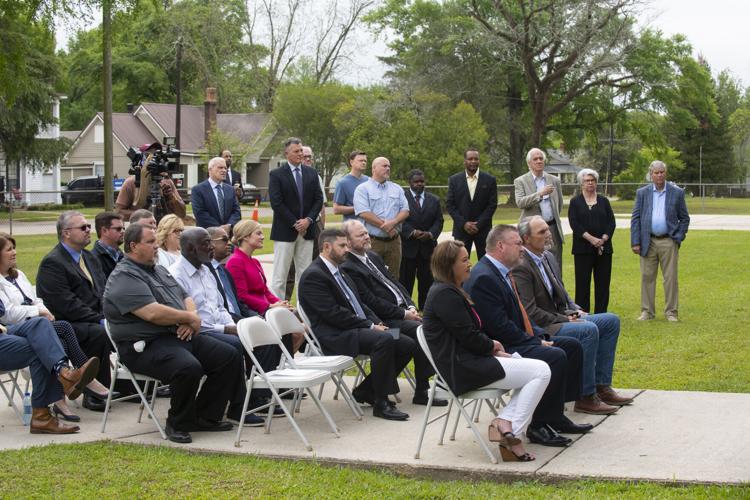 PHOTOS: Tallassee receives gas line replacement grant