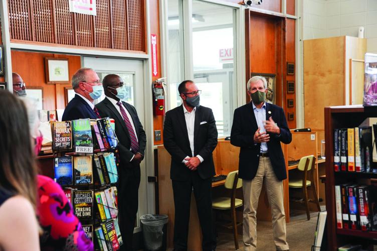 Horseshoe Bend Library receives free internet service