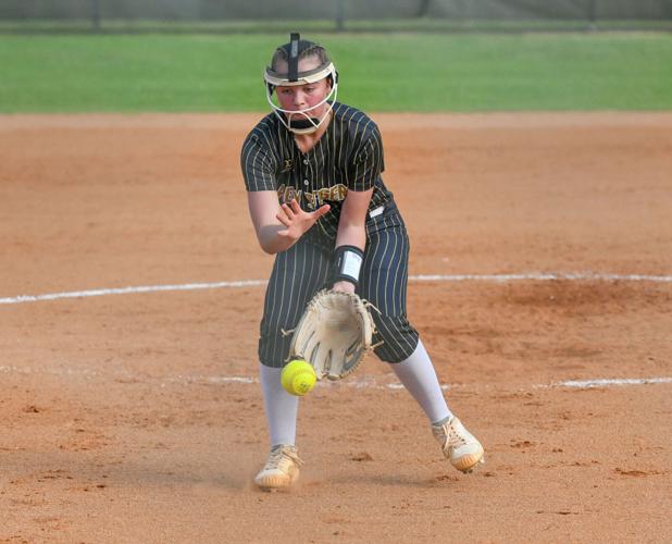 040126-dadeville softball 003.jpg