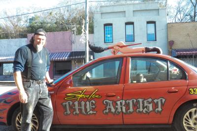 Local sign painter keeps art form alive