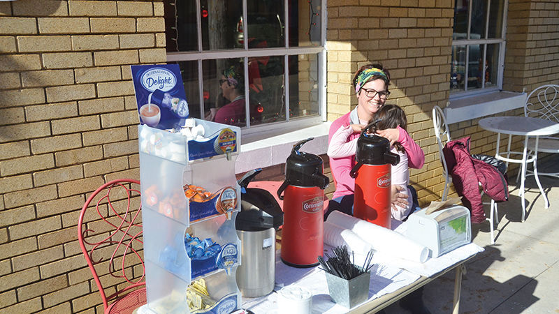 Volunteers descend on Wetumpka following Saturday’s tornado