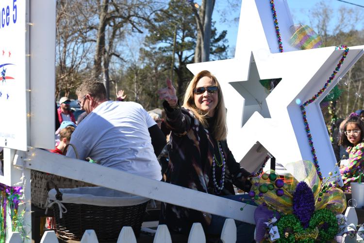 021126-millbrook mardi gras17.jpg