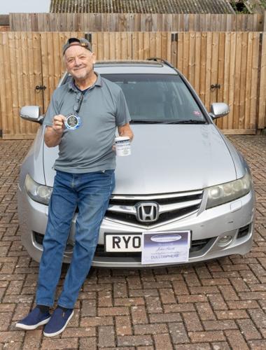 UK’s ‘most boring man’ declares war on manosphere with launch of the ‘dullosphere’