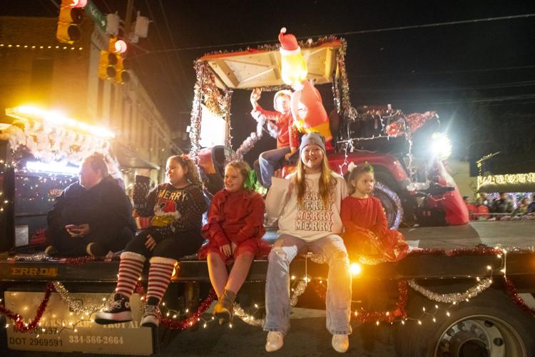 PHOTOS: Christmas on the Coosa