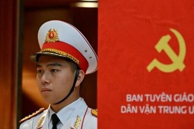 Vietnam's Communist Party has extended the rule of its chief To Lam