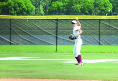 Senior Spotlight: Trio of seniors guide way for ECHS youngsters