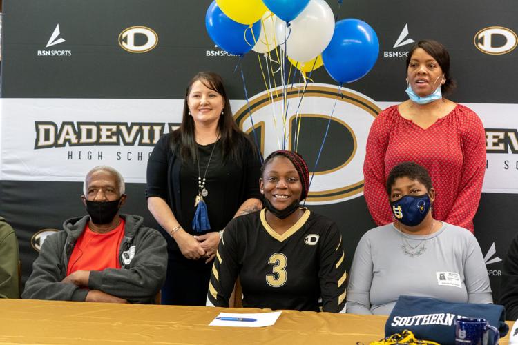Dadeville volleyball star Layla Grace signs with SUSCC