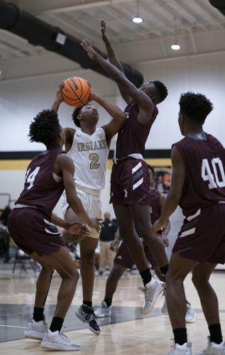 Wetumpka claims Class 6A Area 5 title with nail-biter over Benjamin Russell